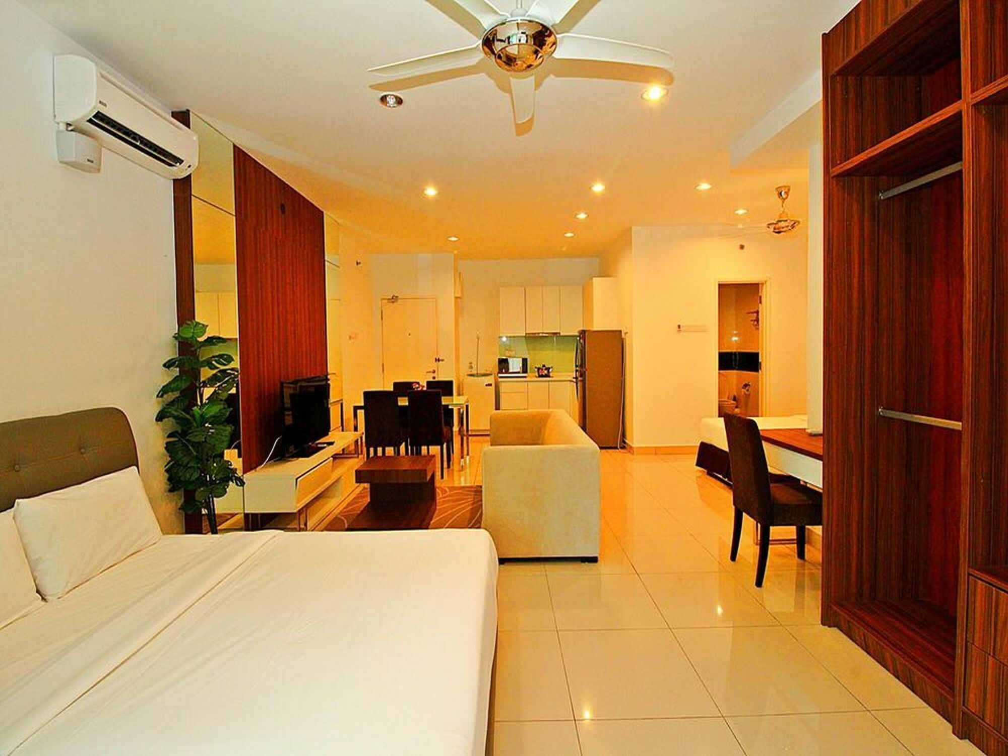 Mansion One Service Apartment George Town Exteriér fotografie