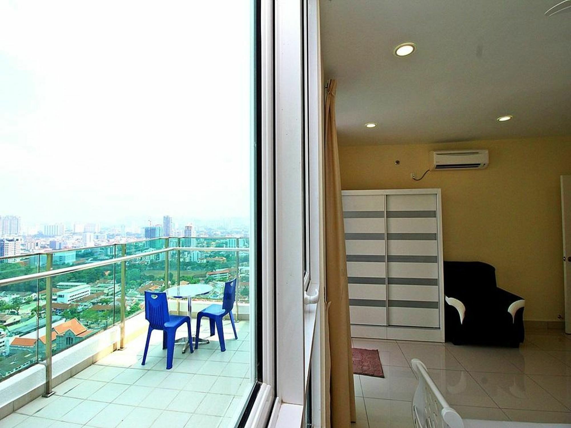 Mansion One Service Apartment George Town Exteriér fotografie