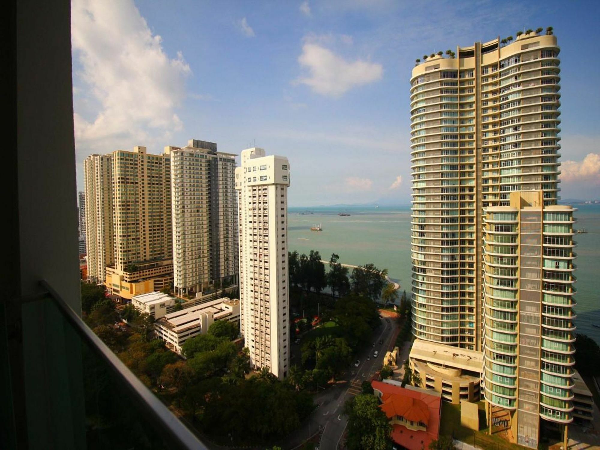 Mansion One Service Apartment George Town Exteriér fotografie